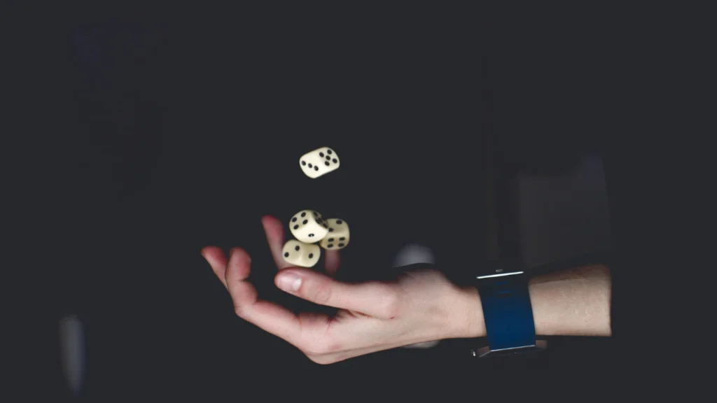 Online dice generator showing D6 and D20 dice types for tabletop games